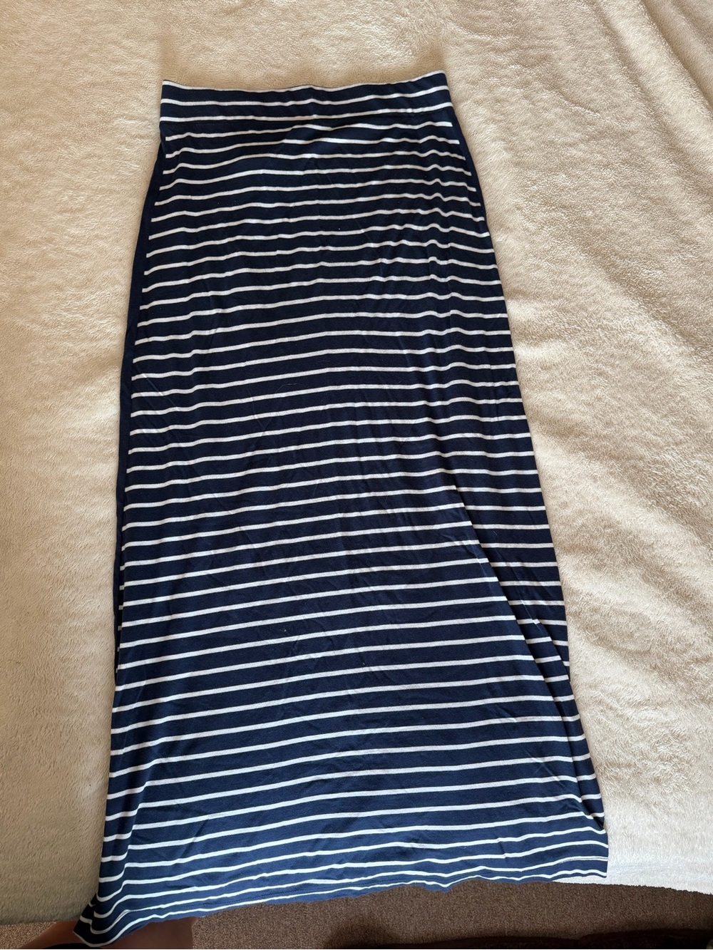 NWOT Tommy Hilfiger Navy and White Striped Maxi Skirt